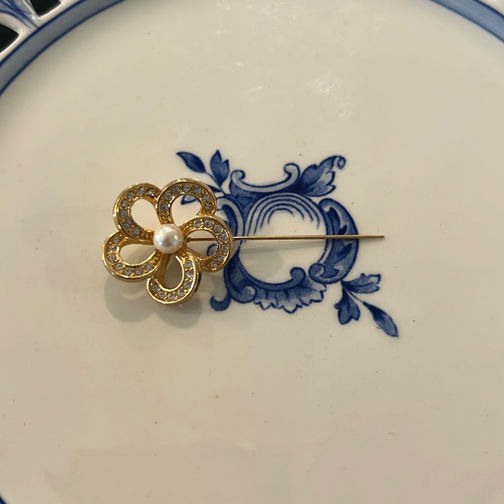 Christian Dior Vintage Flower Pin